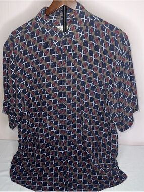 Murano Geometric Short-Sleeve Button-Down in Navy, Burgundy & Tan